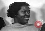 Immagine di Per donna giovane Associazione Cristiana New York United States USA, 1940, secondo 36 filmato di repertorio 65675063292