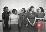 Immagine di Per donna giovane Associazione Cristiana New York United States USA, 1940, secondo 49 filmato di repertorio 65675063292
