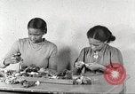 Immagine di Per donna giovane Associazione Cristiana Harlem New York City USA, 1940, secondo 44 filmato di repertorio 65675063294