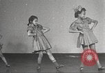 Immagine di Danza presso la Young Women's Christian Association Harlem New York City USA, 1940, secondo 9 filmato di repertorio 65675063295