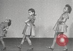 Immagine di Danza presso la Young Women's Christian Association Harlem New York City USA, 1940, secondo 13 filmato di repertorio 65675063295