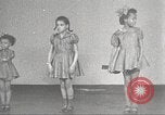 Immagine di Danza presso la Young Women's Christian Association Harlem New York City USA, 1940, secondo 16 filmato di repertorio 65675063295