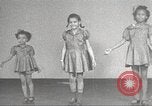 Immagine di Danza presso la Young Women's Christian Association Harlem New York City USA, 1940, secondo 20 filmato di repertorio 65675063295