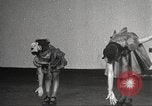 Immagine di Danza presso la Young Women's Christian Association Harlem New York City USA, 1940, secondo 25 filmato di repertorio 65675063295
