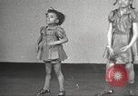 Immagine di Danza presso la Young Women's Christian Association Harlem New York City USA, 1940, secondo 33 filmato di repertorio 65675063295