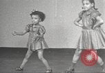 Immagine di Danza presso la Young Women's Christian Association Harlem New York City USA, 1940, secondo 36 filmato di repertorio 65675063295