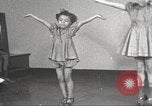 Immagine di Danza presso la Young Women's Christian Association Harlem New York City USA, 1940, secondo 38 filmato di repertorio 65675063295