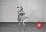 Immagine di Danza presso la Young Women's Christian Association Harlem New York City USA, 1940, secondo 46 filmato di repertorio 65675063295
