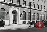 Immagine di Per donna giovane Associazione Cristiana Harlem New York City USA, 1940, secondo 58 filmato di repertorio 65675063296