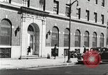 Immagine di Per donna giovane Associazione Cristiana Harlem New York City USA, 1940, secondo 62 filmato di repertorio 65675063296