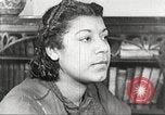 Immagine di Per donna giovane Associazione Cristiana Harlem New York City USA, 1940, secondo 3 filmato di repertorio 65675063297