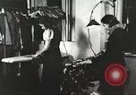 Immagine di Per donna giovane Associazione Cristiana Harlem New York City USA, 1940, secondo 26 filmato di repertorio 65675063297