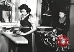 Immagine di Per donna giovane Associazione Cristiana Harlem New York City USA, 1940, secondo 35 filmato di repertorio 65675063297