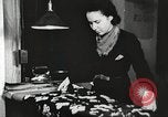 Immagine di Per donna giovane Associazione Cristiana Harlem New York City USA, 1940, secondo 42 filmato di repertorio 65675063297