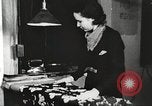 Immagine di Per donna giovane Associazione Cristiana Harlem New York City USA, 1940, secondo 44 filmato di repertorio 65675063297