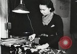 Immagine di Per donna giovane Associazione Cristiana Harlem New York City USA, 1940, secondo 46 filmato di repertorio 65675063297