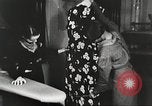 Immagine di Per donna giovane Associazione Cristiana Harlem New York City USA, 1940, secondo 48 filmato di repertorio 65675063297