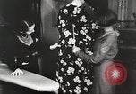 Immagine di Per donna giovane Associazione Cristiana Harlem New York City USA, 1940, secondo 50 filmato di repertorio 65675063297