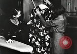 Immagine di Per donna giovane Associazione Cristiana Harlem New York City USA, 1940, secondo 60 filmato di repertorio 65675063297