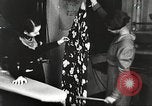 Immagine di Per donna giovane Associazione Cristiana Harlem New York City USA, 1940, secondo 61 filmato di repertorio 65675063297