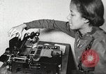 Immagine di Per donna giovane Associazione Cristiana Harlem New York City USA, 1940, secondo 17 filmato di repertorio 65675063298