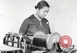 Immagine di Per donna giovane Associazione Cristiana Harlem New York City USA, 1940, secondo 56 filmato di repertorio 65675063298