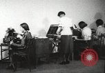 Immagine di Per donna giovane Associazione Cristiana Harlem New York City USA, 1940, secondo 60 filmato di repertorio 65675063298