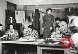 Immagine di Per donna giovane Associazione Cristiana Harlem New York City USA, 1940, secondo 8 filmato di repertorio 65675063299