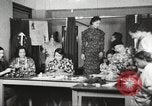 Immagine di Per donna giovane Associazione Cristiana Harlem New York City USA, 1940, secondo 11 filmato di repertorio 65675063299