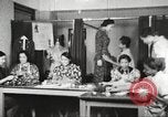 Immagine di Per donna giovane Associazione Cristiana Harlem New York City USA, 1940, secondo 14 filmato di repertorio 65675063299