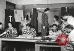 Immagine di Per donna giovane Associazione Cristiana Harlem New York City USA, 1940, secondo 16 filmato di repertorio 65675063299