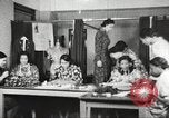 Immagine di Per donna giovane Associazione Cristiana Harlem New York City USA, 1940, secondo 19 filmato di repertorio 65675063299
