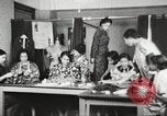 Immagine di Per donna giovane Associazione Cristiana Harlem New York City USA, 1940, secondo 48 filmato di repertorio 65675063299