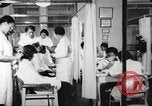 Immagine di Salone di bellezza dell'Associazione cristiana delle giovani Donne Harlem New York City USA, 1940, secondo 8 filmato di repertorio 65675063300