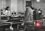 Immagine di Per donna giovane Associazione Cristiana Harlem New York City USA, 1940, secondo 4 filmato di repertorio 65675063301
