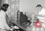Immagine di Per donna giovane Associazione Cristiana Harlem New York City USA, 1940, secondo 33 filmato di repertorio 65675063301