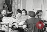 Immagine di Per donna giovane Associazione Cristiana Harlem New York City USA, 1940, secondo 47 filmato di repertorio 65675063301