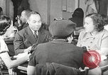 Immagine di Per donna giovane Associazione Cristiana Harlem New York City USA, 1940, secondo 50 filmato di repertorio 65675063301