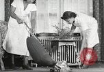 Immagine di Per donna giovane Associazione Cristiana Harlem New York City USA, 1940, secondo 21 filmato di repertorio 65675063303