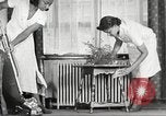 Immagine di Per donna giovane Associazione Cristiana Harlem New York City USA, 1940, secondo 23 filmato di repertorio 65675063303