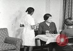 Immagine di Per donna giovane Associazione Cristiana Harlem New York City USA, 1940, secondo 48 filmato di repertorio 65675063303
