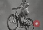 Immagine di Per donna giovane Associazione Cristiana Harlem New York City USA, 1940, secondo 30 filmato di repertorio 65675063305