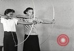 Immagine di Per donna giovane Associazione Cristiana Harlem New York City USA, 1940, secondo 10 filmato di repertorio 65675063306