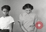 Immagine di Per donna giovane Associazione Cristiana Harlem New York City USA, 1940, secondo 28 filmato di repertorio 65675063306