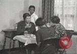 Standbild Young Women's Christian Association Harlem New York City USA, 1940, aus Sekunde 14 historischem Filmmaterial Videoclip 65675063310