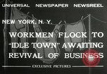 Immagine di American disoccupati operai New York City USA, 1932, secondo 7 filmato di repertorio 65675063353