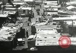 Immagine di American disoccupati operai New York City USA, 1932, secondo 11 filmato di repertorio 65675063353