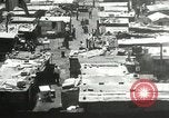 Immagine di American disoccupati operai New York City USA, 1932, secondo 12 filmato di repertorio 65675063353