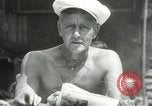 Immagine di American disoccupati operai New York City USA, 1932, secondo 25 filmato di repertorio 65675063353