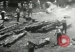 Immagine di American disoccupati operai New York City USA, 1932, secondo 38 filmato di repertorio 65675063353